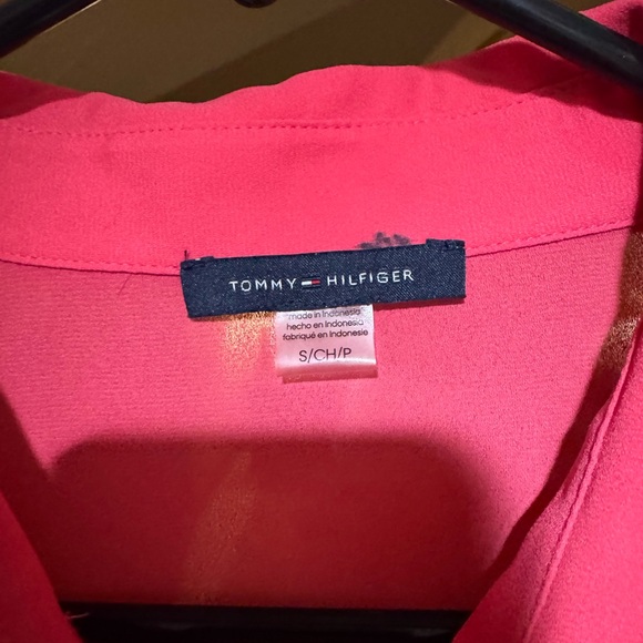 Tommy Hilfiger Women's Pink Button-Up Blouse - Picture 2 of 3